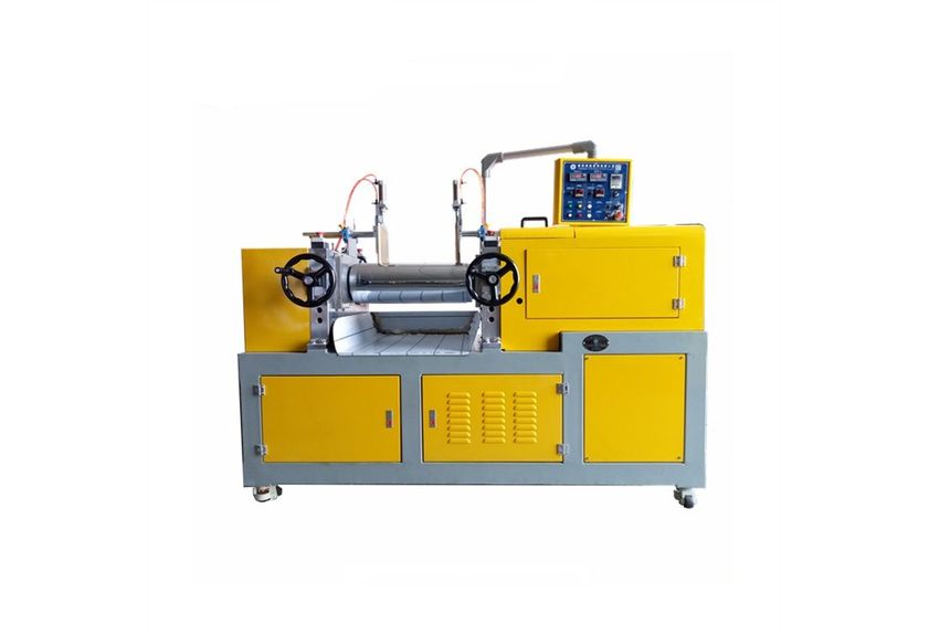 探索廣東利拿實業(yè)的塑煉機、實驗型開煉機與壓片開煉機-2